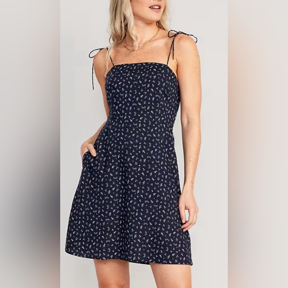 Old Navy | Fit & Flare Navy Floral Tie-Strap Mini Dress